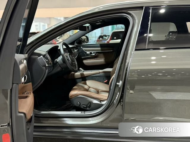 Volvo V90 id 4240934 из Китая 17