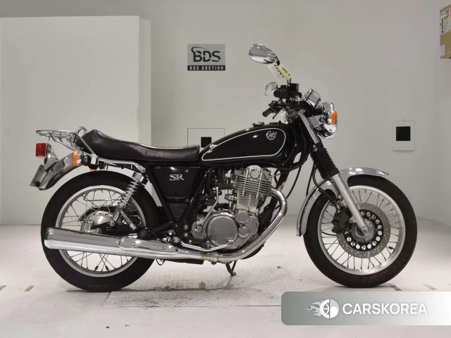 Проданный Yamaha SR 400 2010 из Японии
