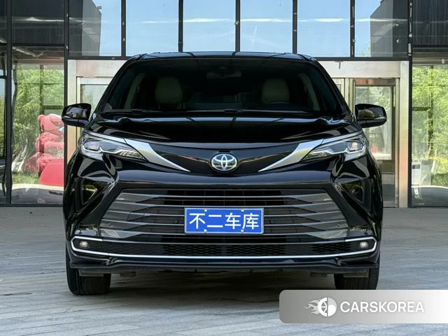 Toyota Saina id 4272887 из Китая 17