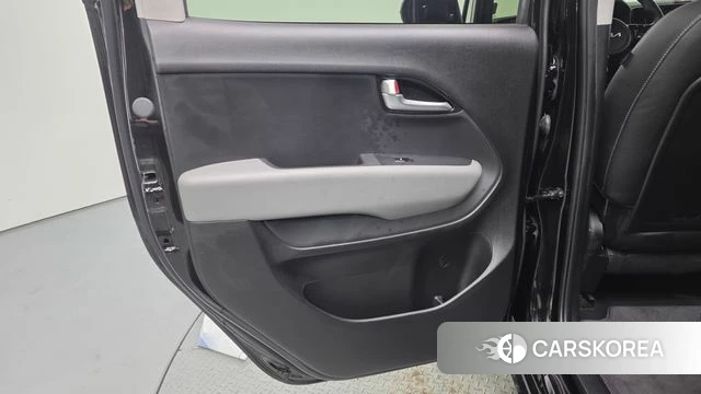 Kia The New Kia Ray EV id 4916441 из Кореи 17