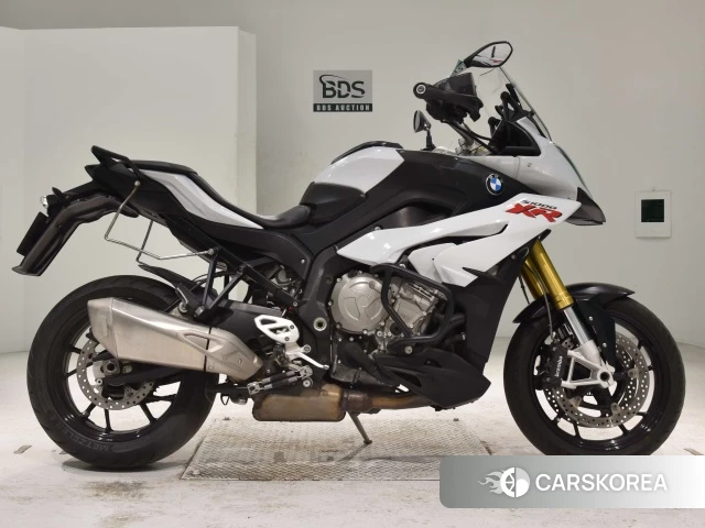 Проданный BMW S1000XR 2016 из Японии