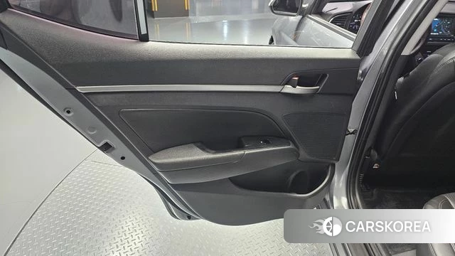Hyundai Avante AD id 4605390 из Кореи 17