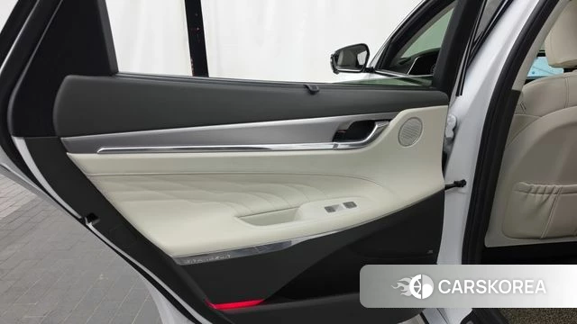 Hyundai The New Grandeur IG Hybrid id 4671119 из Кореи 17