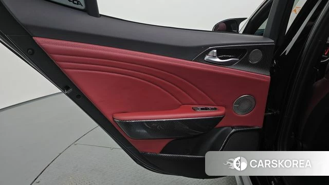 Kia Stinger Meister id 4646469 из Кореи 17