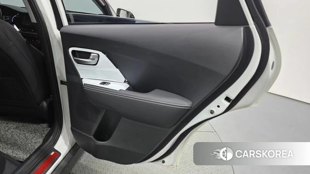 Kia Niro EV id 4573076 из Кореи 17