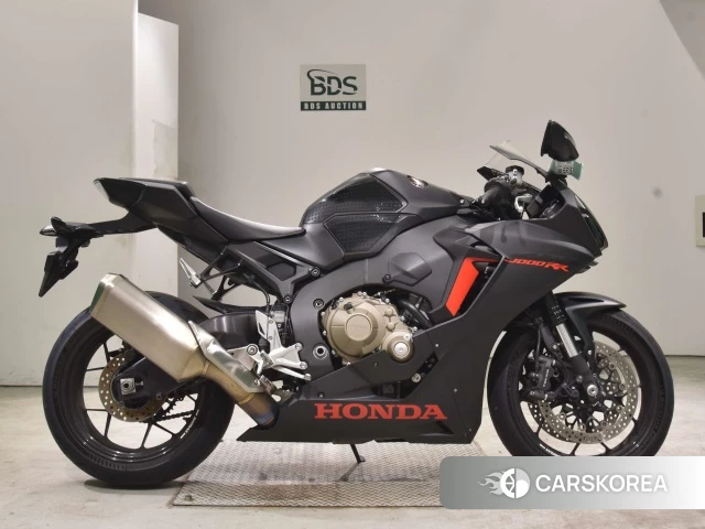 Проданный Honda CBR1000RR 2017 из Японии