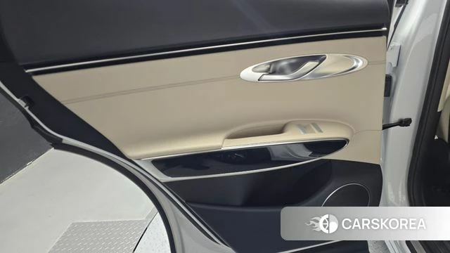 Genesis GV70 id 4650978 из Кореи 17