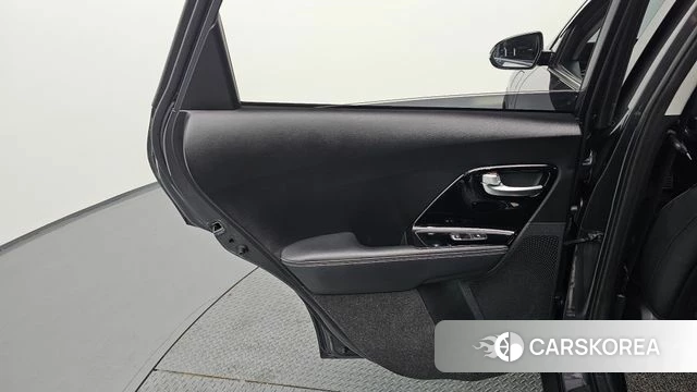 Kia The New Niro id 4232386 из Кореи 17