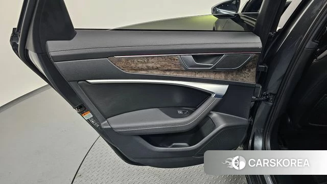 Audi A6 (C8) id 4383303 из Кореи 17