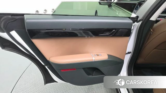 Hyundai Grandeur (GN7) id 4585021 из Кореи 17