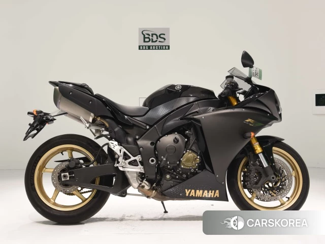 Проданный Yamaha YZF-R1 2010 из Японии