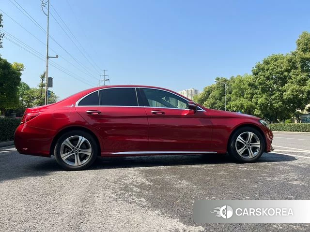 Mercedes-Benz Class C id 4253720 из Китая 17