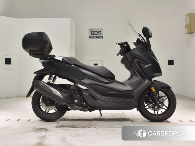 Проданный Honda FORZA 2018 из Японии, фото 2