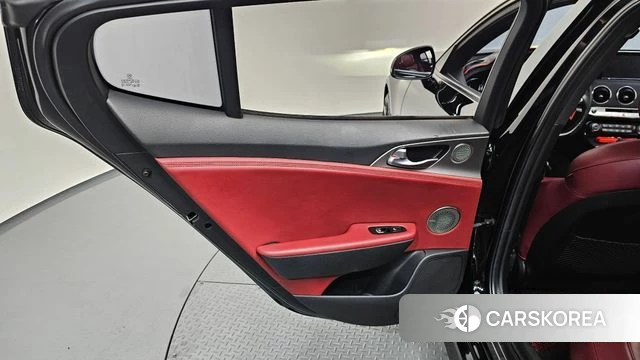 Kia Stinger id 4372080 из Кореи 17