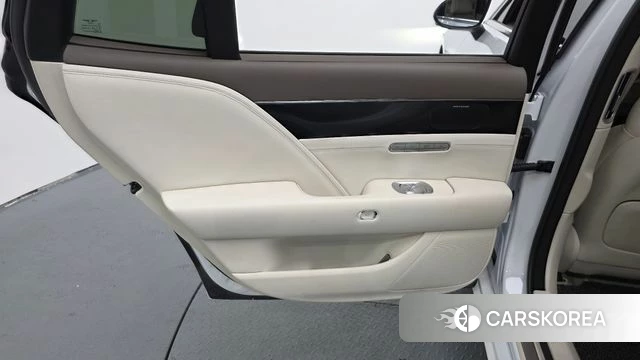 Genesis G90 (RS4) id 4613599 из Кореи 17