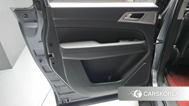 Ssangyong Rexton Sports id 4737681 из Кореи 17