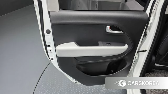 Kia The New Kia Ray id 4773332 из Кореи 17