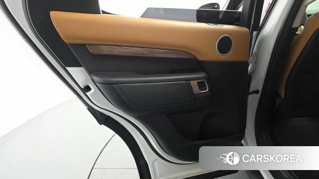 Land Rover Discovery 5 id 4850198 из Кореи 17
