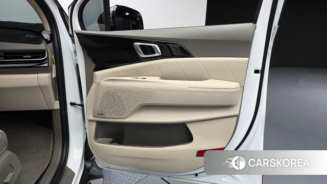 Kia The New Carnival 4th Generation id 4194140 из Кореи 17