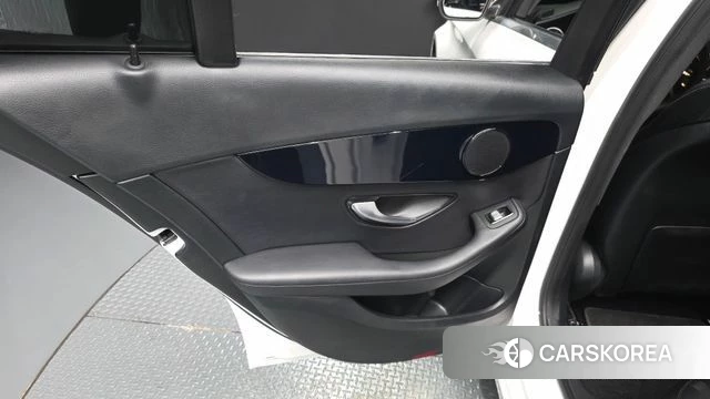 Mercedes-Benz C-Class W205 id 4496420 из Кореи 17