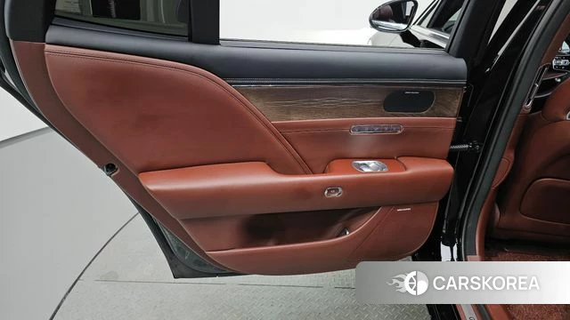 Genesis G90 (RS4) id 4303344 из Кореи 17