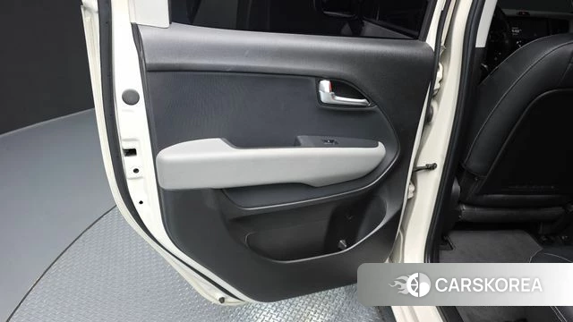 Kia The New Kia Ray id 4848189 из Кореи 17
