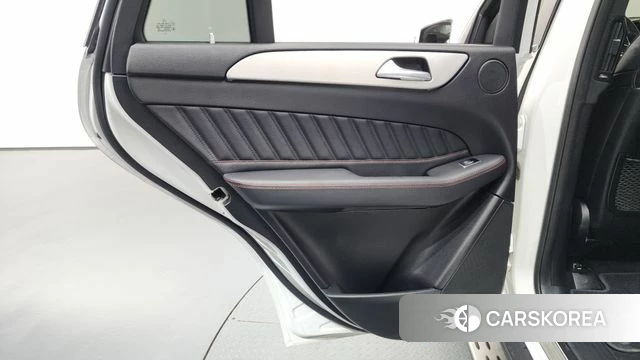 Mercedes-Benz GLE - Class W166 id 4424801 из Кореи 17