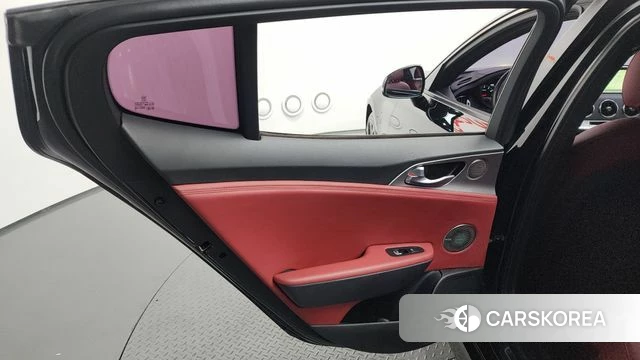 Kia Stinger id 4339660 из Кореи 17
