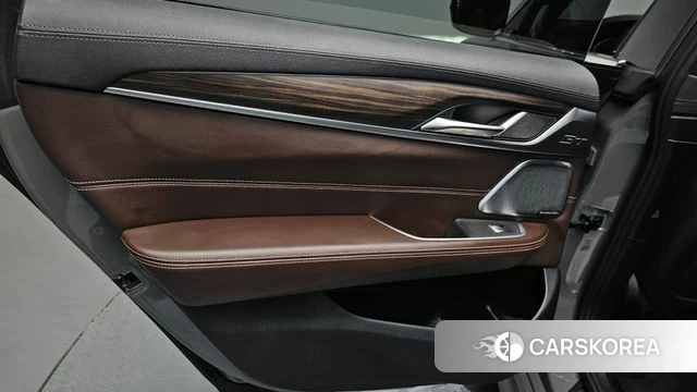 BMW 6 Series GT (G32) id 4232034 из Кореи 17