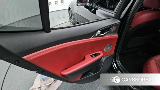 Kia Stinger id 4269184 из Кореи 17