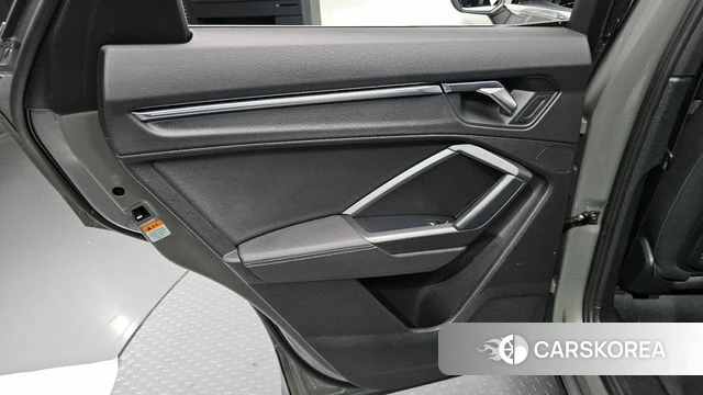 Audi Q3 (F3) id 4937031 из Кореи 17