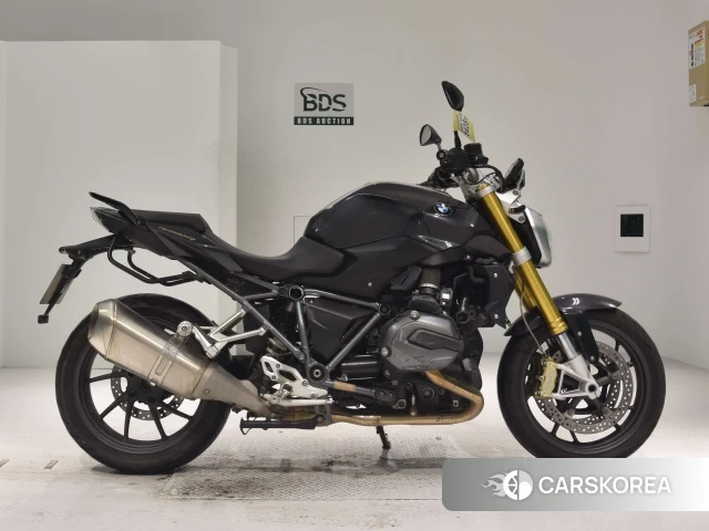 Проданный BMW R1200R 2016 из Японии