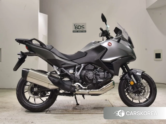 Проданный Honda NT1100 2023 из Японии, фото 2