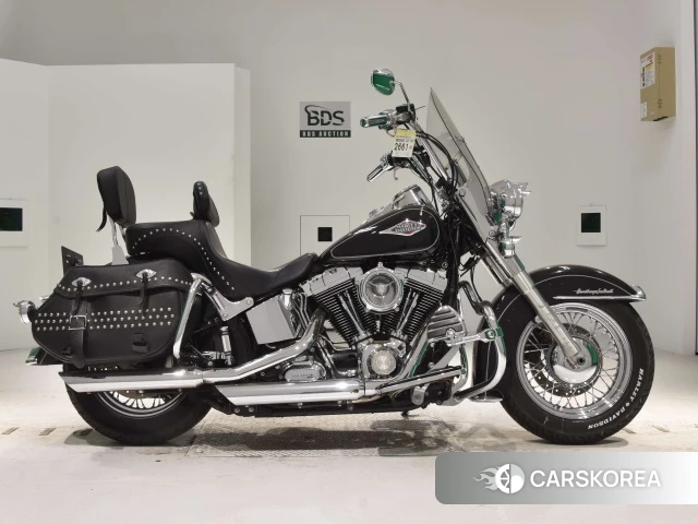 Проданный Harley-Davidson Heritage Softail Classic FLSTC1580 2012 из Японии