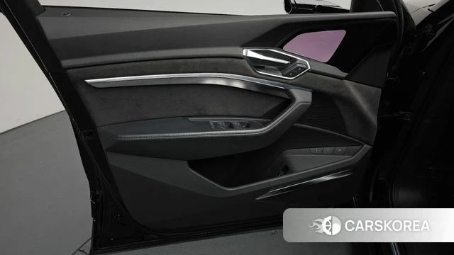 Audi e-Tron id 4481834 из Кореи 17
