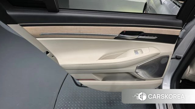 Genesis G90 id 4770165 из Кореи 17