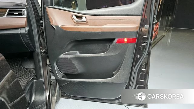 Hyundai The New Grand Starex id 4225716 из Кореи 17