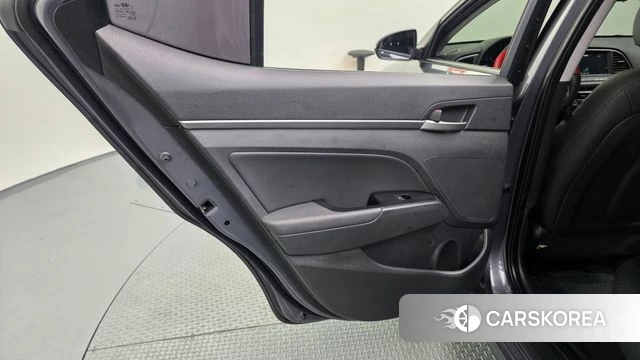 Hyundai Avante AD id 4430646 из Кореи 17