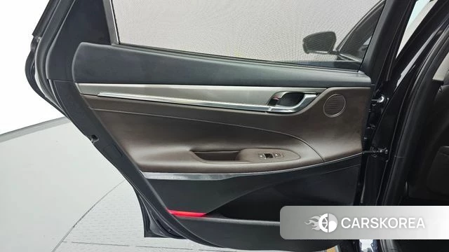 Hyundai The New Grandeur IG id 4619902 из Кореи 17