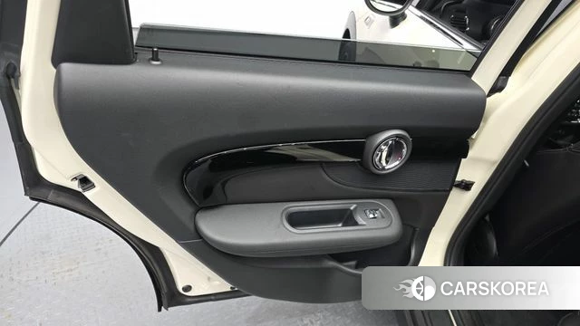 Mini Cooper Clubman id 4836692 из Кореи 17