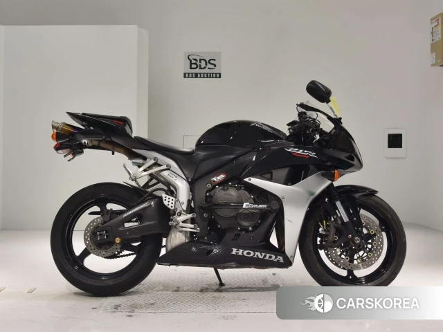 Проданный Honda CBR600RR 2011 из Японии