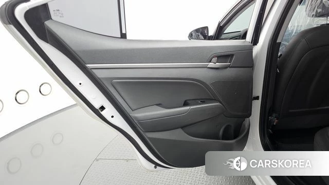 Hyundai Avante AD id 4197179 из Кореи 17