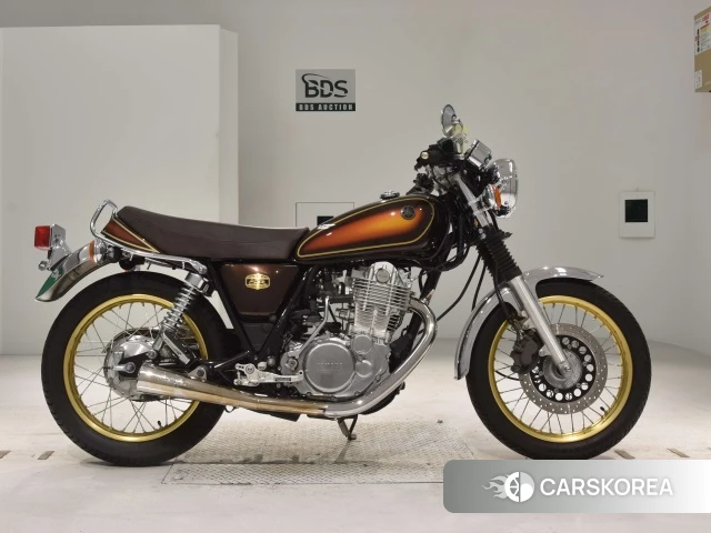 Проданный Yamaha SR400 2018 из Японии, фото 2