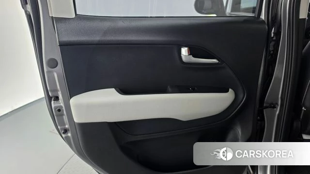 Kia The New Kia Ray EV id 4773879 из Кореи 17
