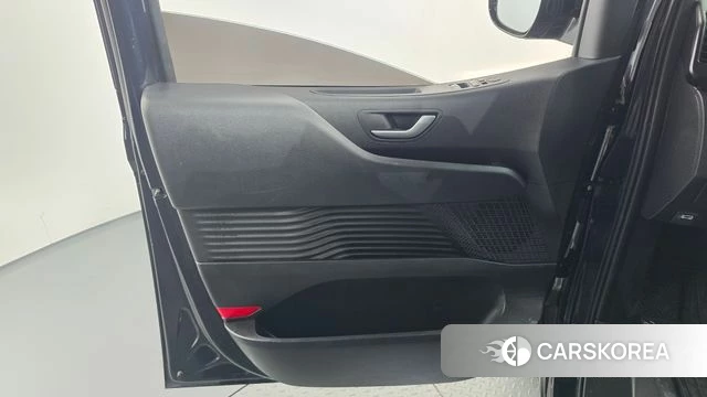 Hyundai Staria id 4870965 из Кореи 17
