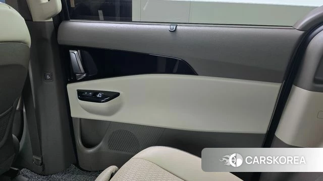 Kia Carnival 4th generation id 4651606 из Кореи 17