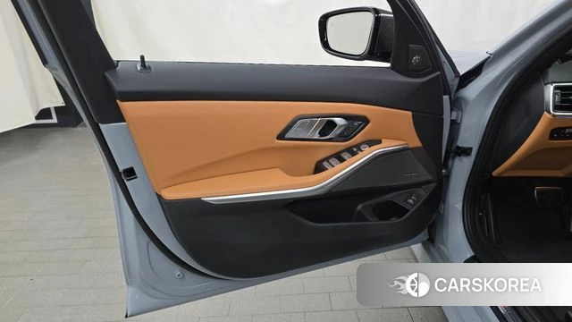 BMW 3 Series (G20) id 4554803 из Кореи 17