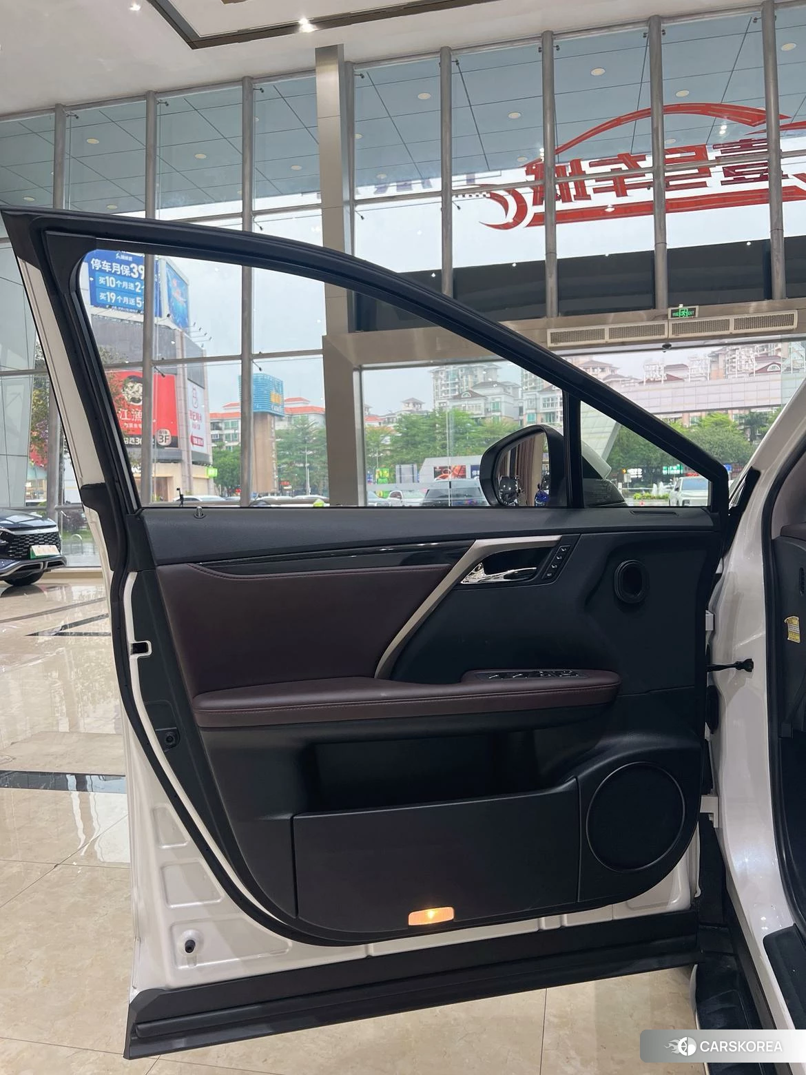 Lexus RX id 4420838 из Китая 17