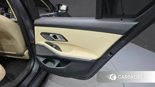 BMW 3 Series (G20) id 4339186 из Кореи 17