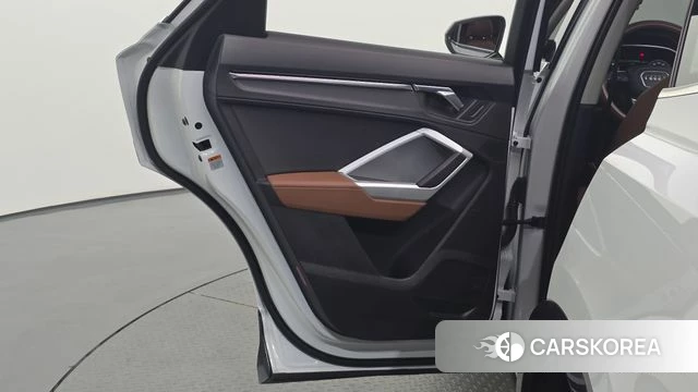 Audi Q3 (F3) id 4849259 из Кореи 17